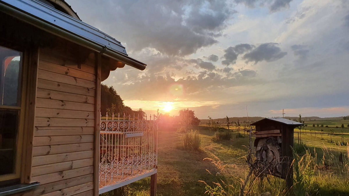 Waldbeuren House | Circus wagon "Villa Abendrot", the other way to spend your vacation.