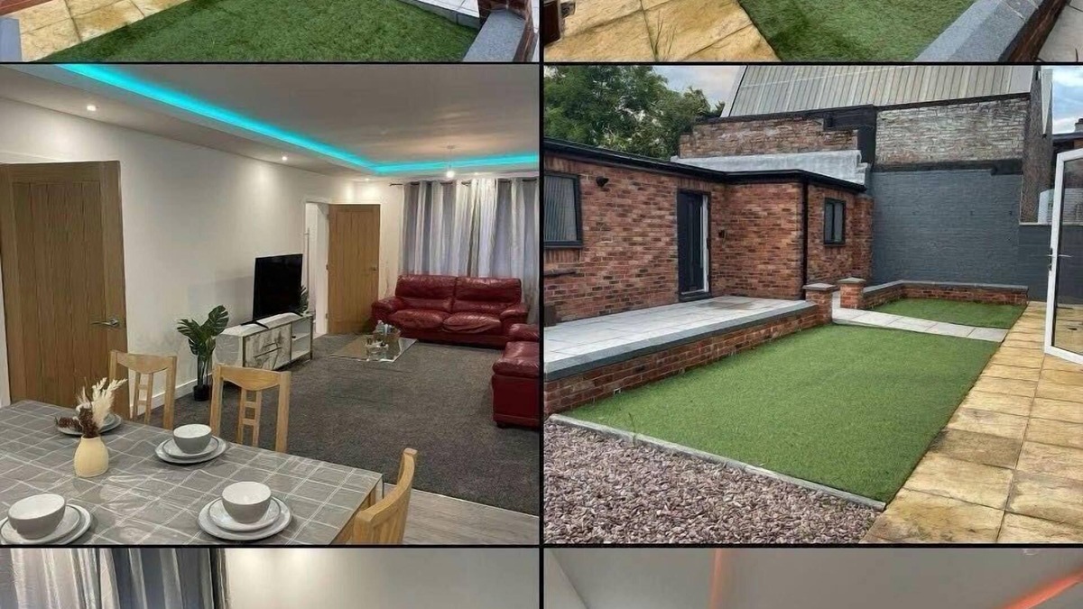 Tunstall House | Citrine Suite 4 Bed House in Stoke on Trent