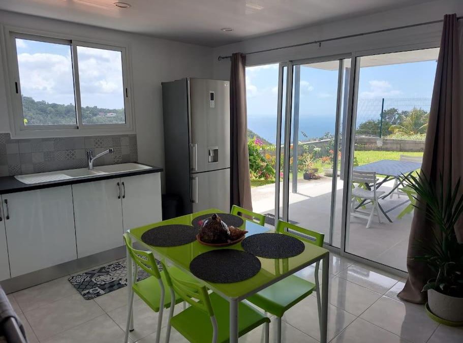 Case-Pilote Apartment | Citronnelles