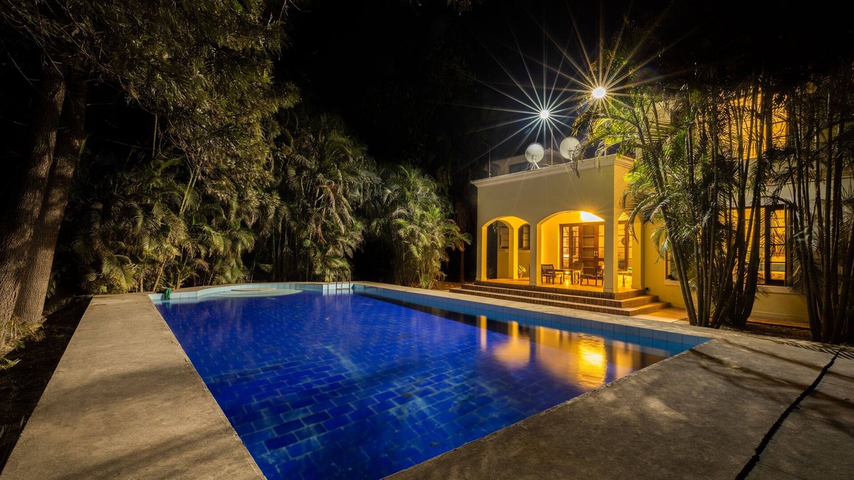 Hoshiarpur Hotel | Citrus County, Hoshiarpur, Amã Stays & Trails