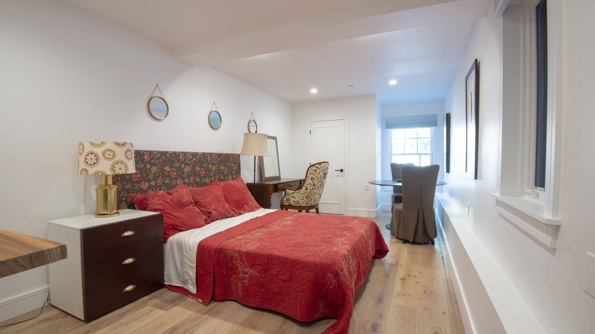 Richmond District Apartment | City And Nature in San Francisco