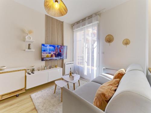 Liberation Apartment | City Center - Magnificent Apartment - Cozy - Wifi