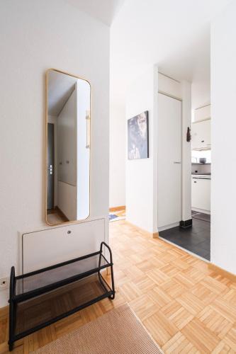 Lausanne Apartment | City Central Comfort