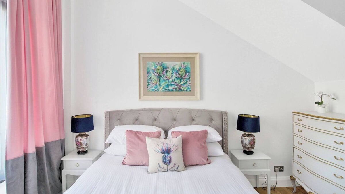 Alloa Apartment | City Centre Flat in Alloa
