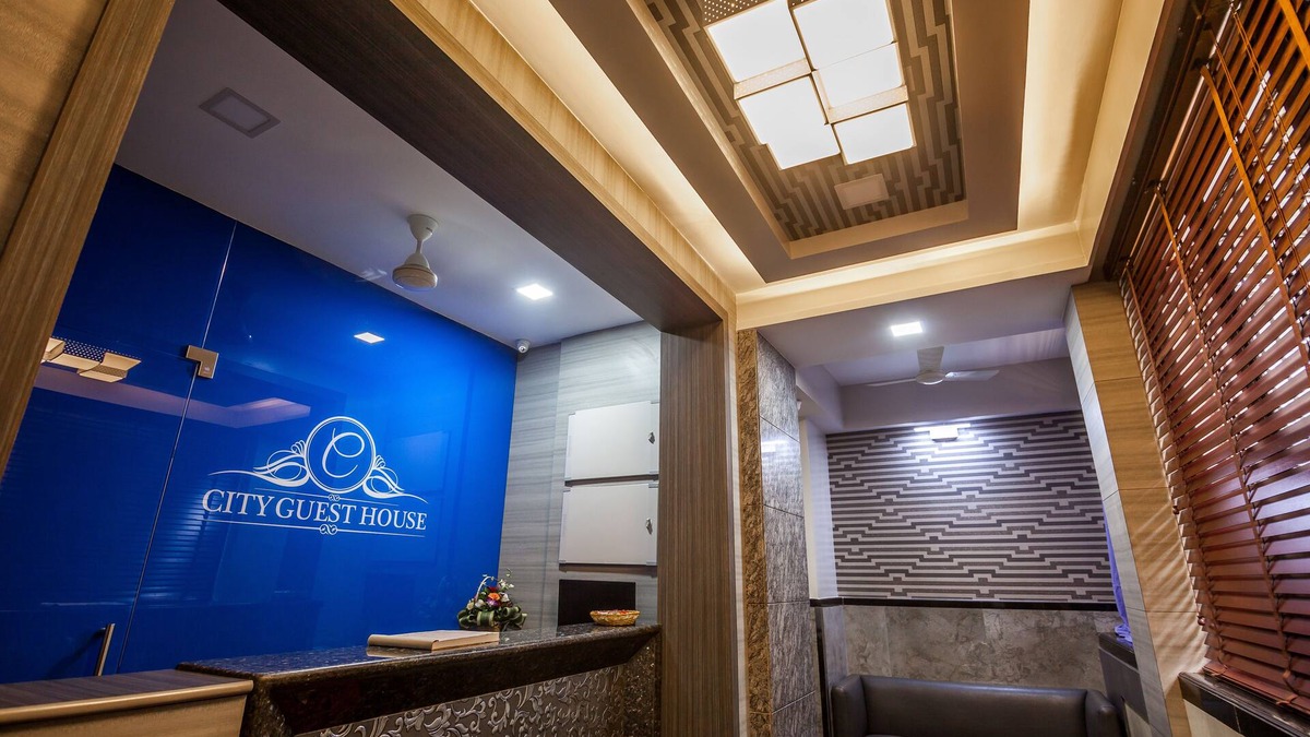 Dadar East House | City Guest House