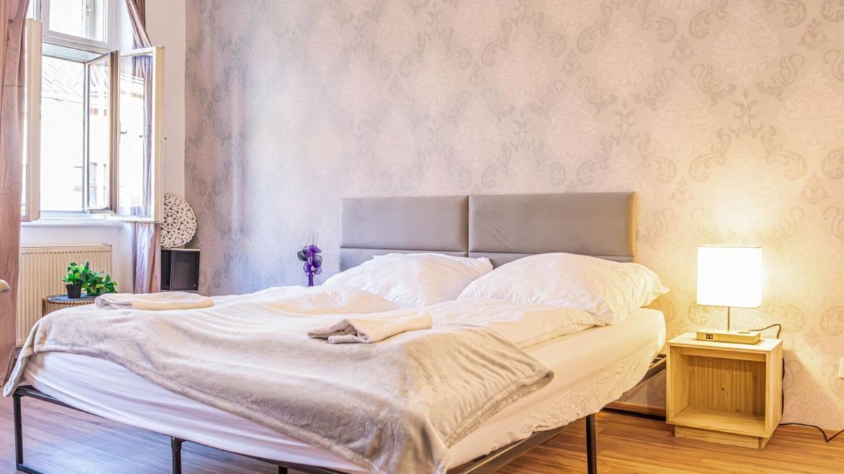 Ottakring Apartment | City Living, Suburban Feel 1BR Apt. At Prime Spot