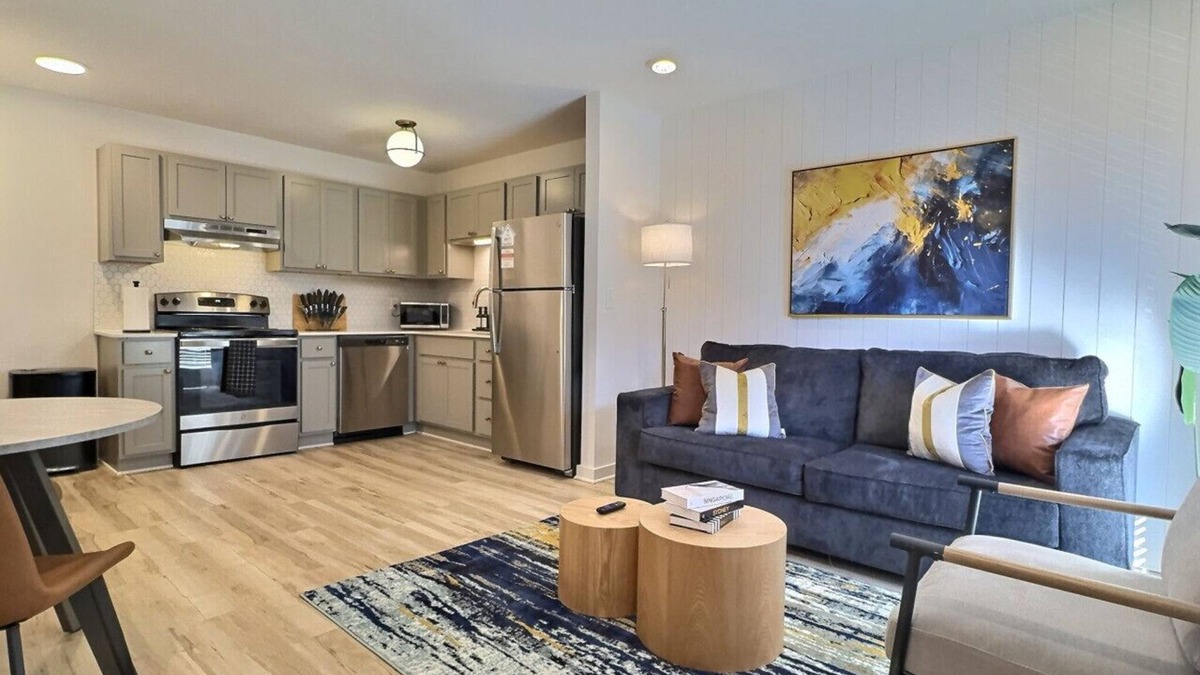 Birmingham Apartment | City Retreat Near Downtown Hotspots