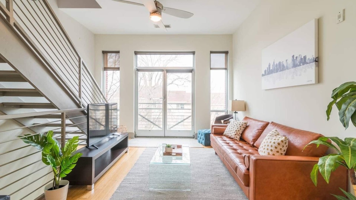 Dilworth Apartment | City views in the heart of Dilworth & South End/Fast Wifi/Spectrum tv,