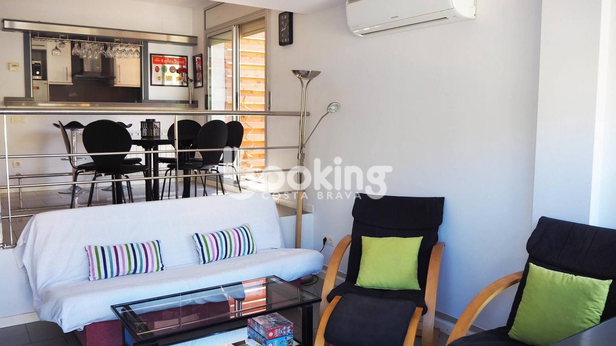 Platja d'Aro Apartment | CITYCENTER APARTMENT WITH 3 BEDROOMS AND 2 TERRACES, AT 3 MINUTES FROM THE BEACH