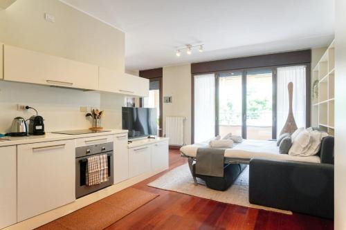 Tre Torri Apartment | CityLife Prime Studio - In front of the Shopping District with Big Terrace and Gym