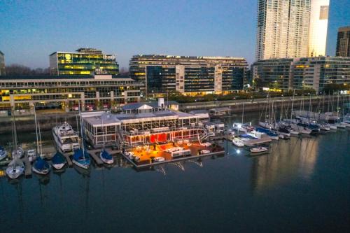 Buenos Aires Central Business District Apartment | CityMadero Terrazas BA