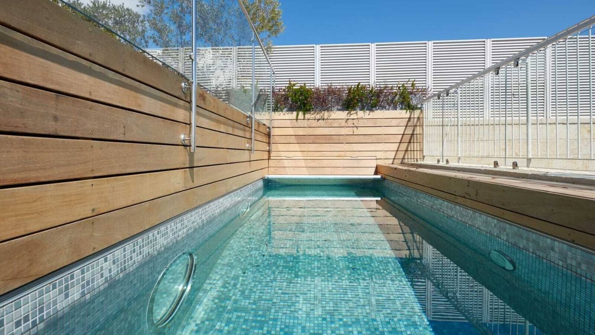 Nachlaot Apartment | Cityscape POOL Penthouse near Machane Yehuda ~6bdrs/5.5bths~by RENTAL ISRAEL