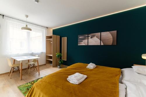 Palace District Apartment | Citystay