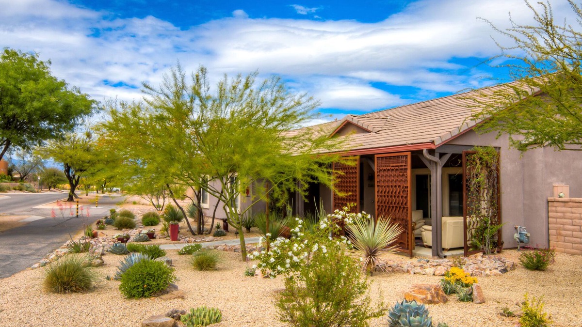 Civano House | Civano Home Near Saguaro National Park