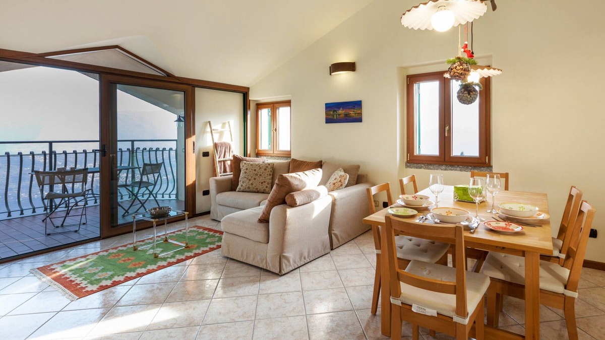 Civenna Apartment | Civenna Lake View by Wonderful Italy