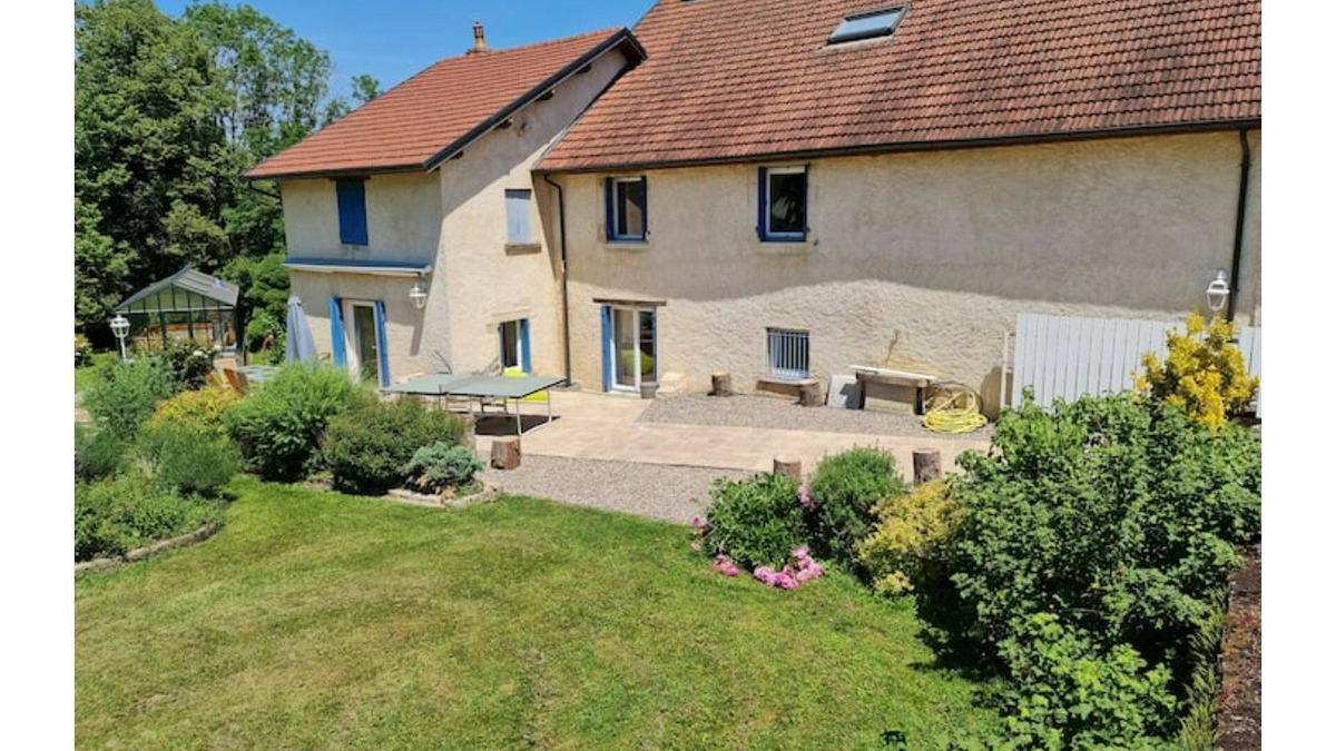 Vallerois-le-Bois House | Clém de Baslieres' farm (sleeps 15)