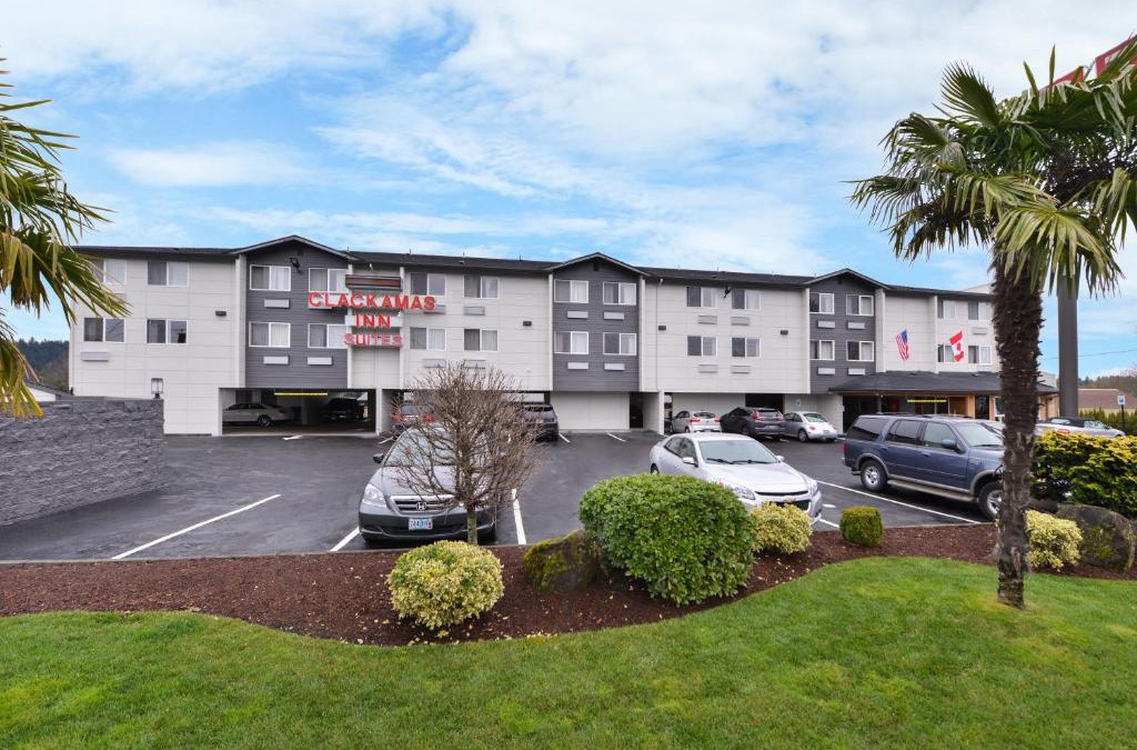 Clackamas Hotel | Clackamas Inn and Suites