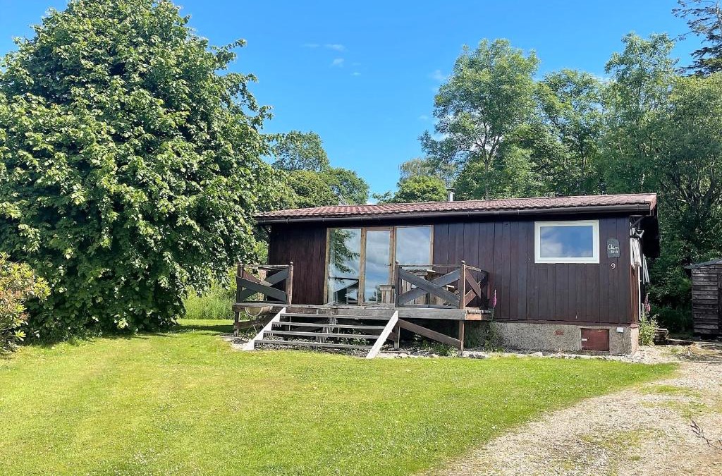 Tighnabruaich House | Clamshell Lodge