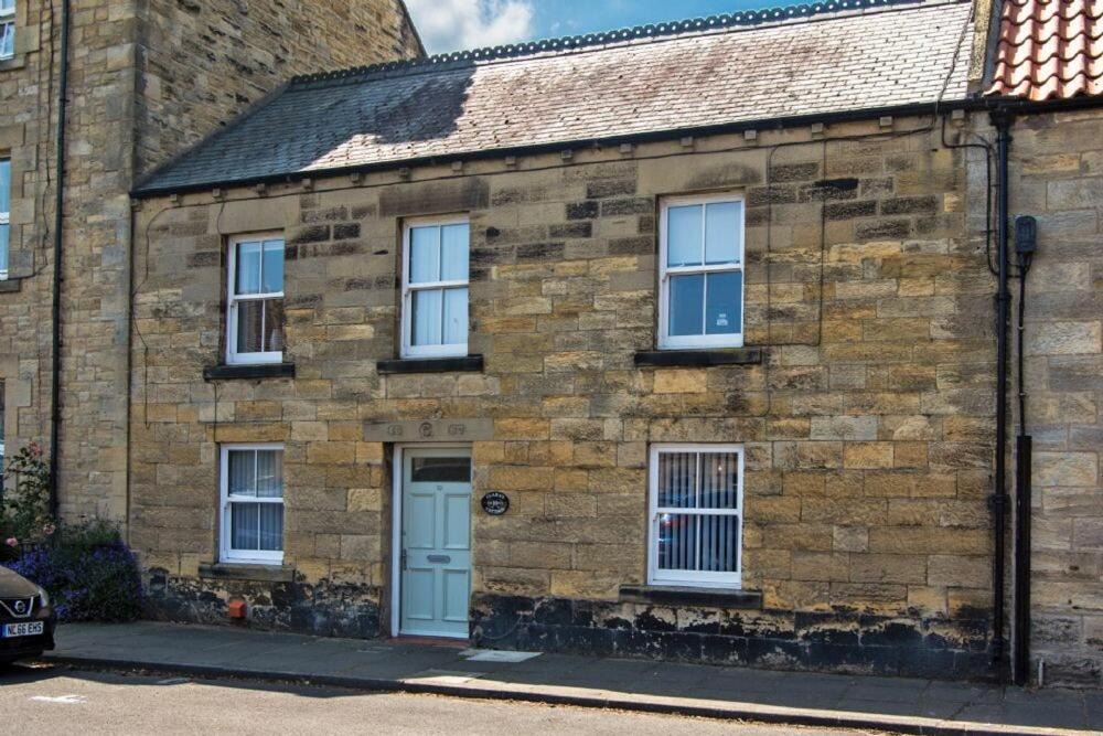 Warkworth House | Clara's Cottage