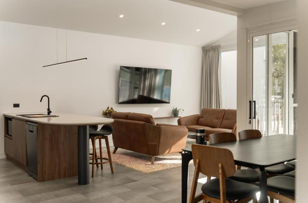 Clare Apartment | Clare Hillside Apartments