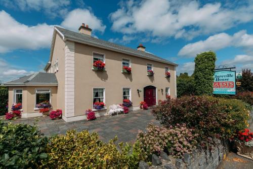 Tuamgraney Bed & Breakfast | Clareville House B&B
