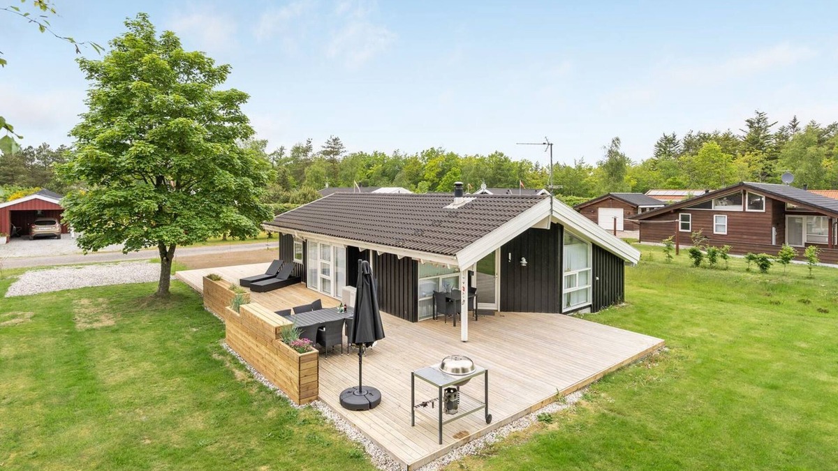 Hou House | "Clari" - 500m from the sea by Interhome