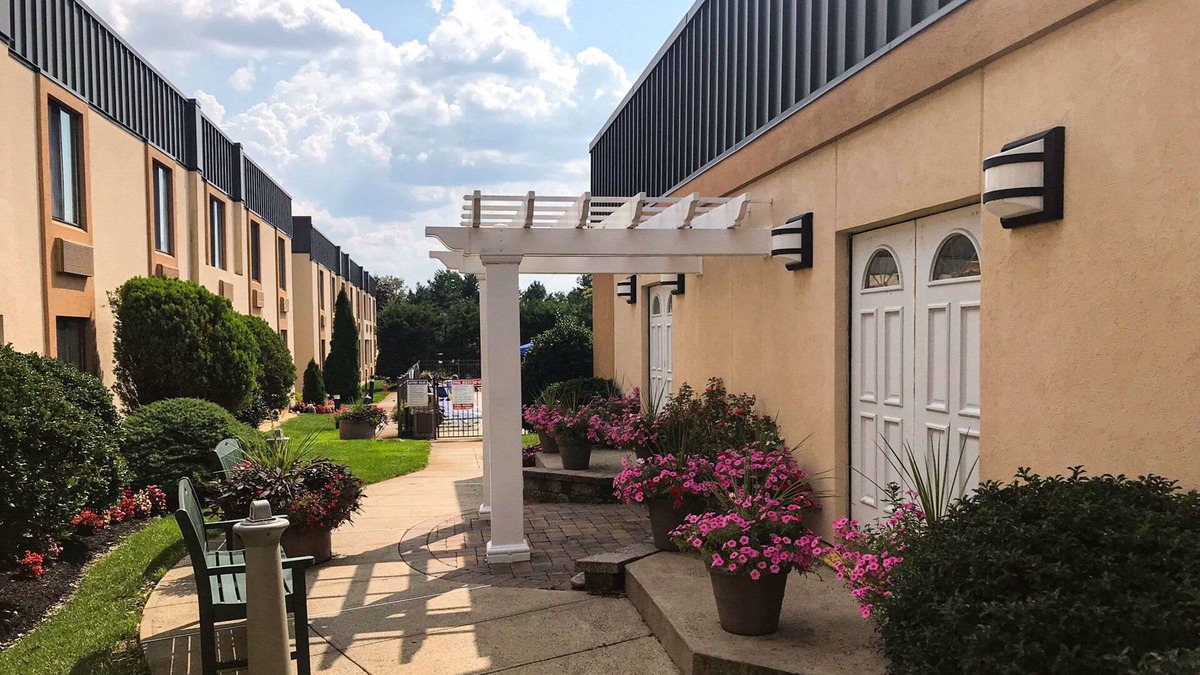 Toms River Hotel | Clarion Hotel & Conference Center