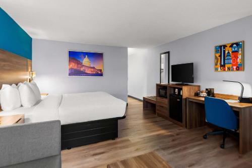Falls Church Hotel | Clarion Inn Falls Church-Arlington