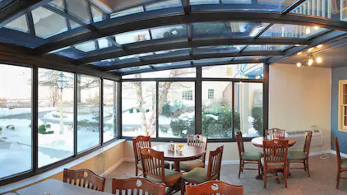 Strasburg Hotel | Clarion Inn Strasburg - Lancaster