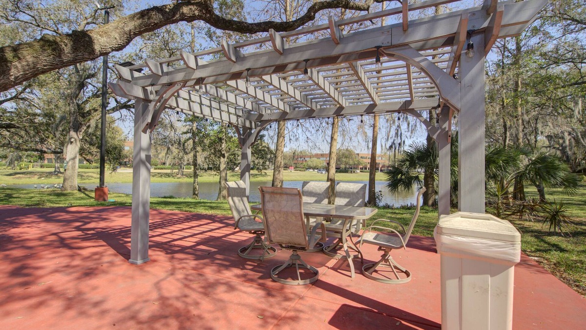 Tampa Hotel | Clarion Pointe Tampa-Brandon Near Fairgrounds and Casino