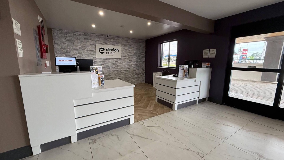 Shreveport Hotel | Clarion Pointe