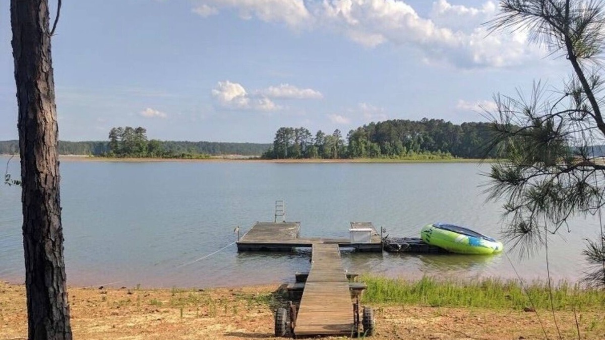 Lincolnton House | Clark Hill Lake House Retreat