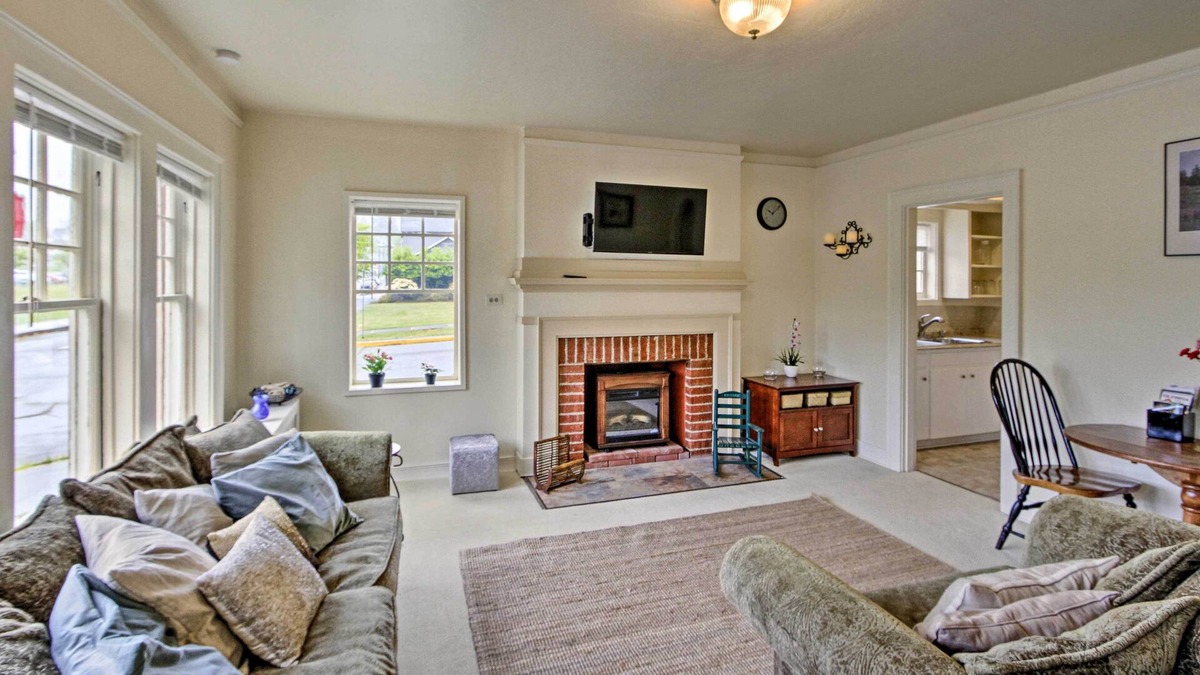 Aberdeen Apartment | Classic Aberdeen Apt 1 Mi to Riverfront Park!