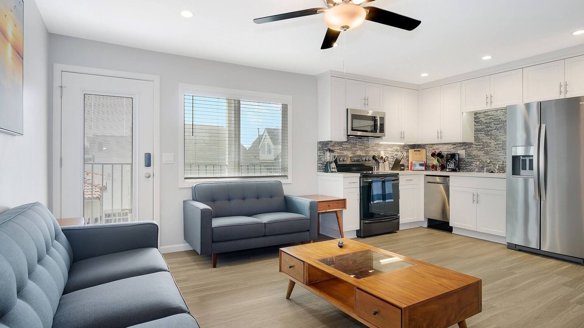 Mission Beach Apartment | Classic Beach Escape #5 - 167 feet to the Boardwalk and Beach.
