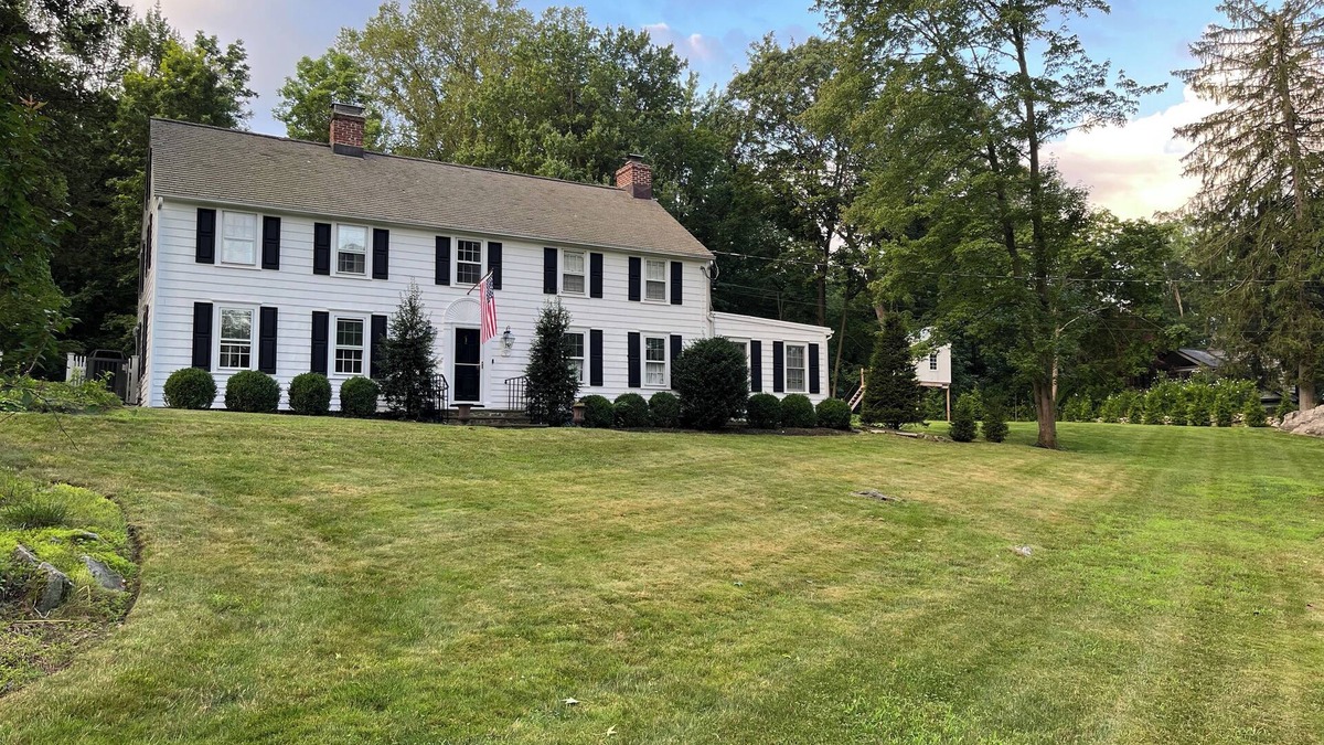 Darien House | Classic Darien Center Hall Colonial, steps from Five Mile River/Rowayton