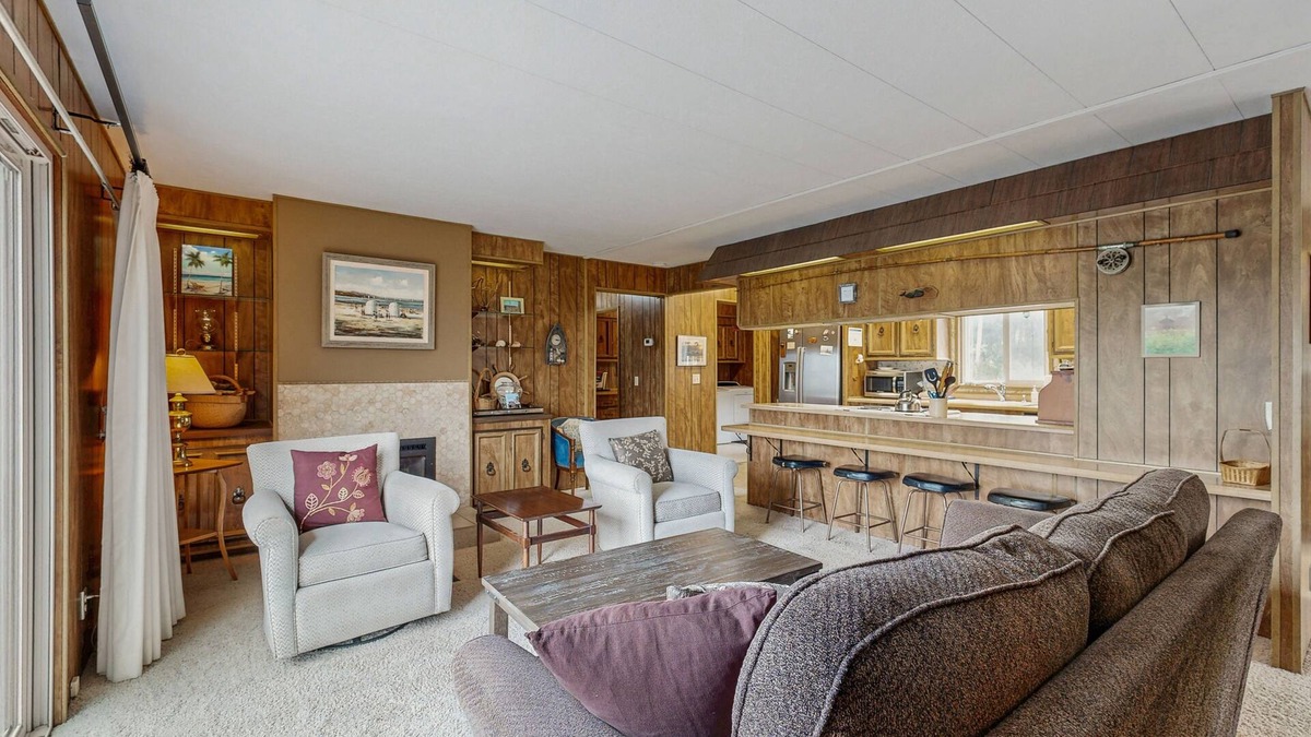 Cape Meares House | Classic home with partial ocean views & horseshoe pit - close to beach