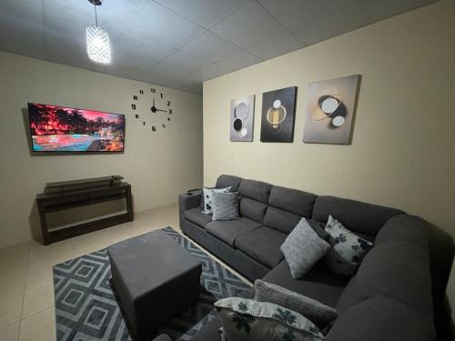 San Juan Apartment | Classic Modern Spacious Apartment