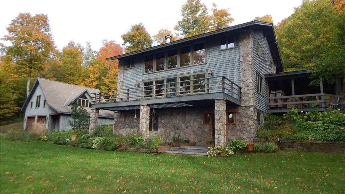 Warren House | Classic Mountain Ski Lodge @ Sugarbush