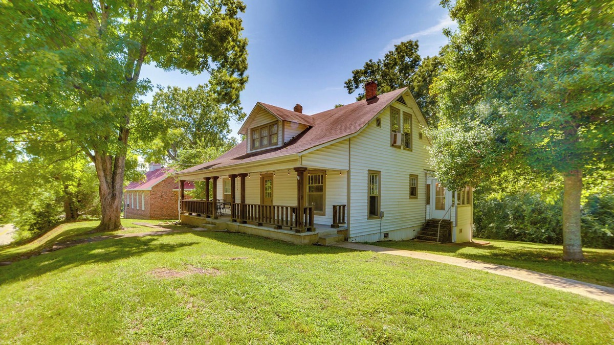 McKinnon House | Classic Stewart Home ~ 2 Mi To Boat Launch!