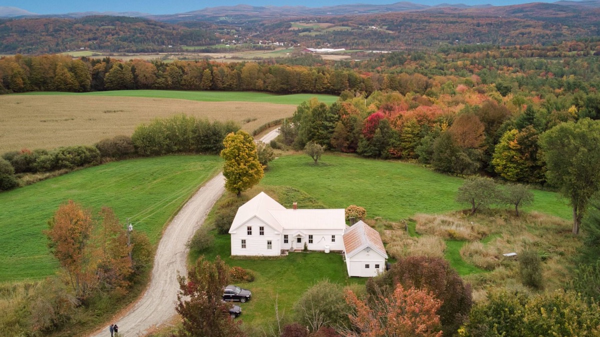 Craftsbury Other | Classic Vermont Farmhouse - Gorgeous Views and Privacy