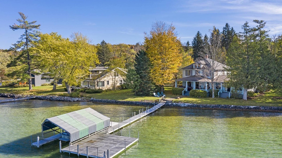 Walloon Lake Cottage | Classic Walloon Lake Cottage