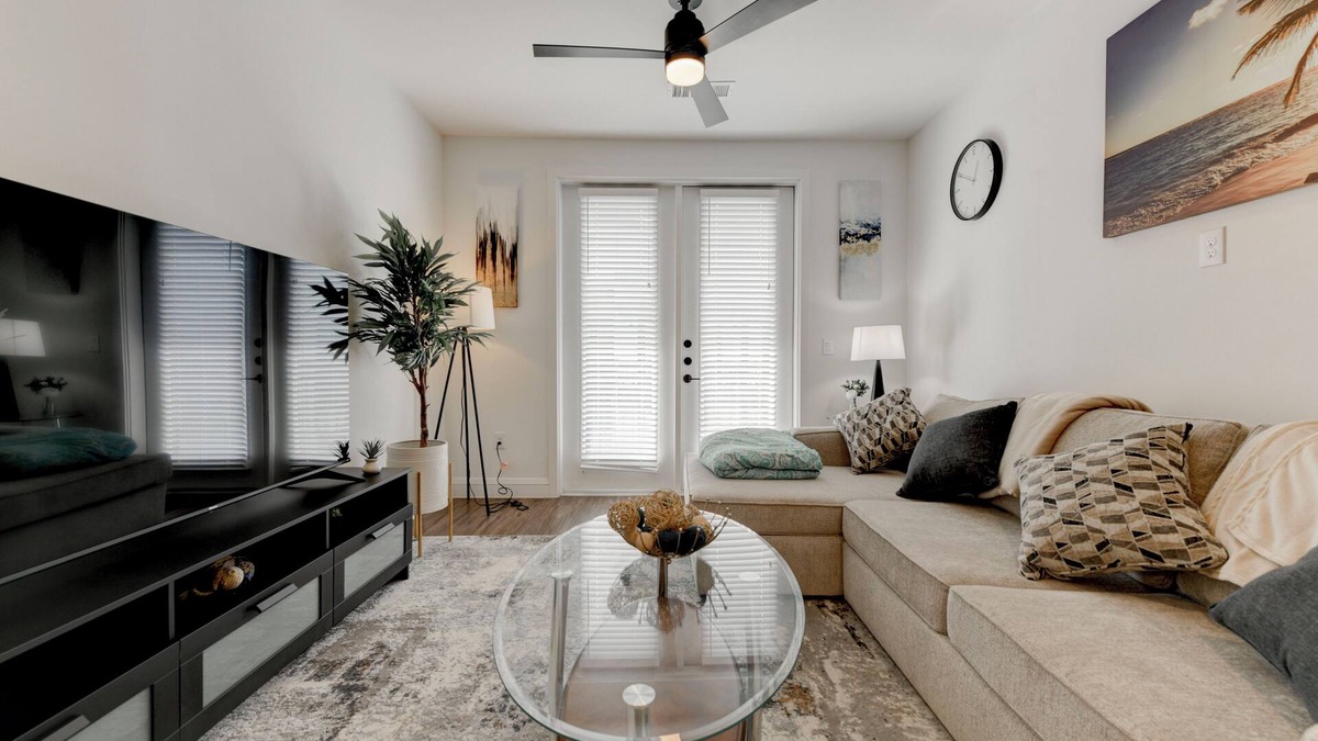 Hancock Apartment | ClassicUnit @ The City of Legends/Downtown Atx