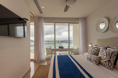 Bocagrande Apartment | Classy 1 BR, Pool, Gym near Downtown Cartagena by Huespedia