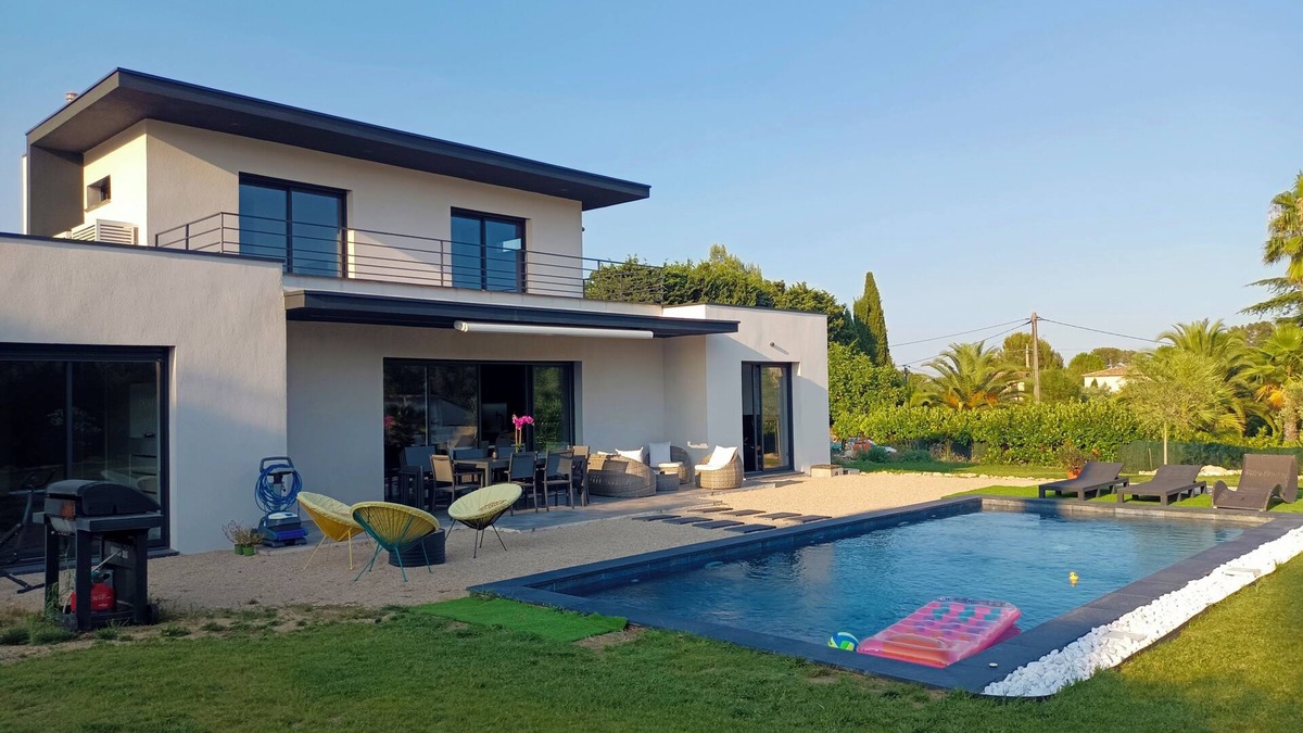 Peymeinade Villa | Classy and quiet villa. Suitable for families