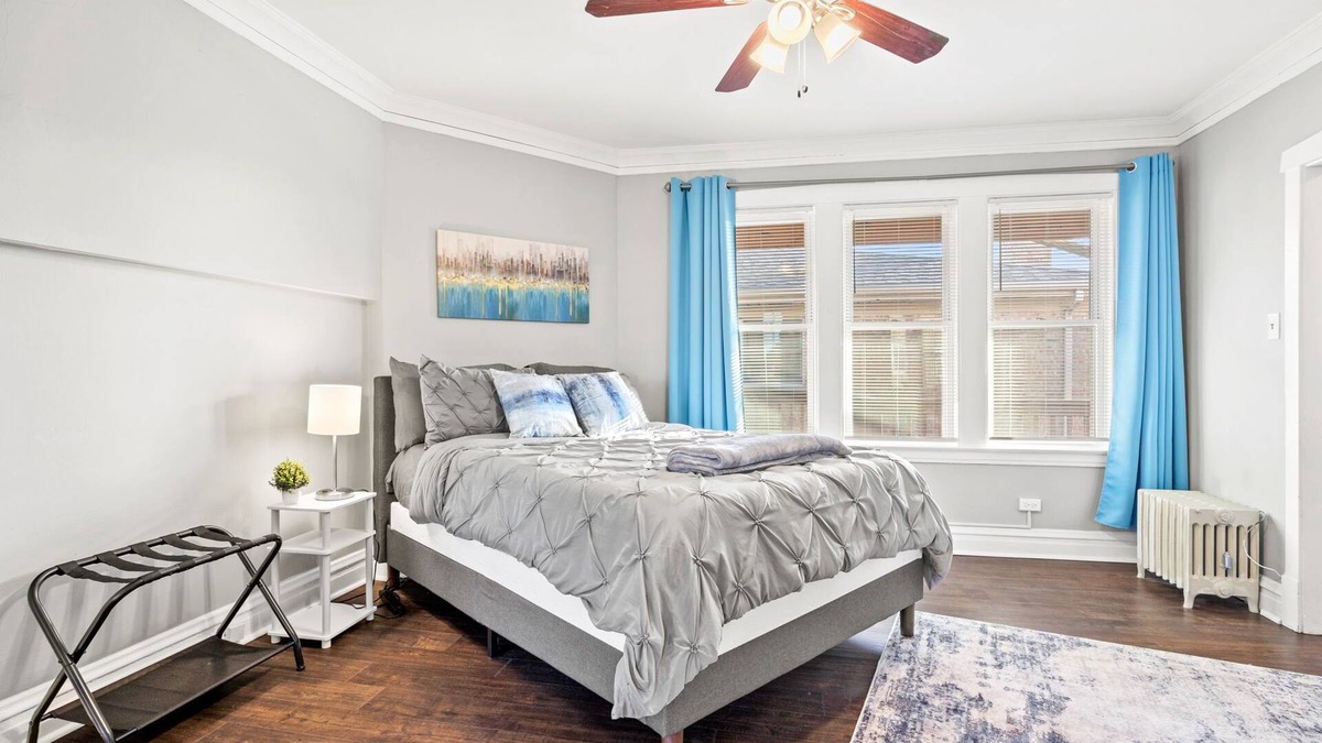 Berwyn Apartment | Classy Apt/Comfy Beds/25mins to ORD>MDW>DT>HOSP