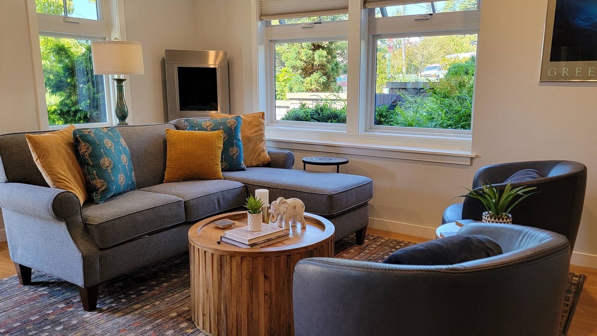 Fairhaven Condo | CLASSY, MODERN FAIRHAVEN CONDO WITH GARAGE & EVSE. JUST STEPS TO EVERYTHING!