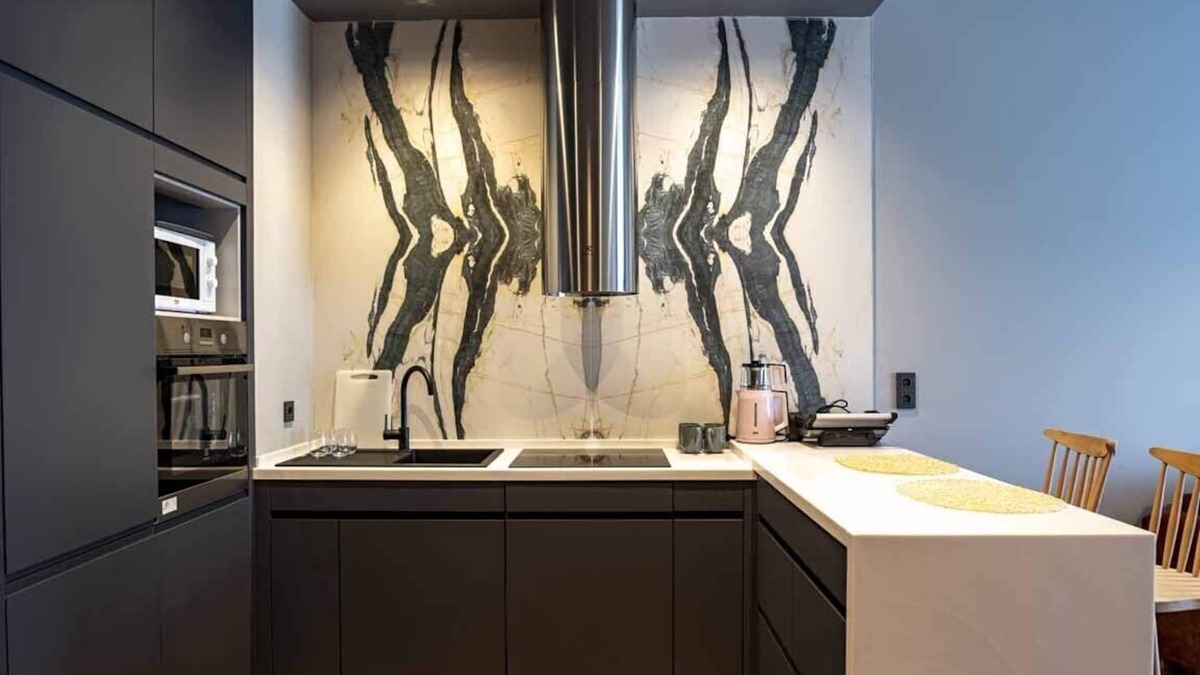 Beyoglu Apartment | Classy, modern furnished residence- Gym & Pool