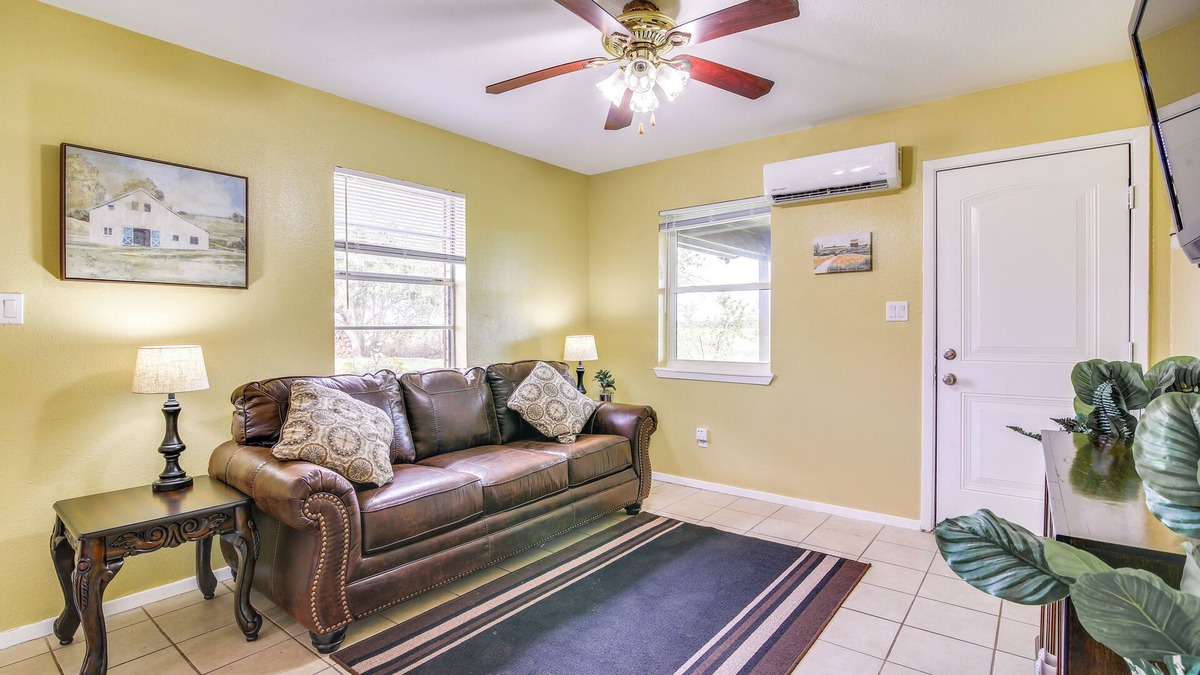 San Benito Cottage | Classy San Benito Vacation Rental with Chiminea!
