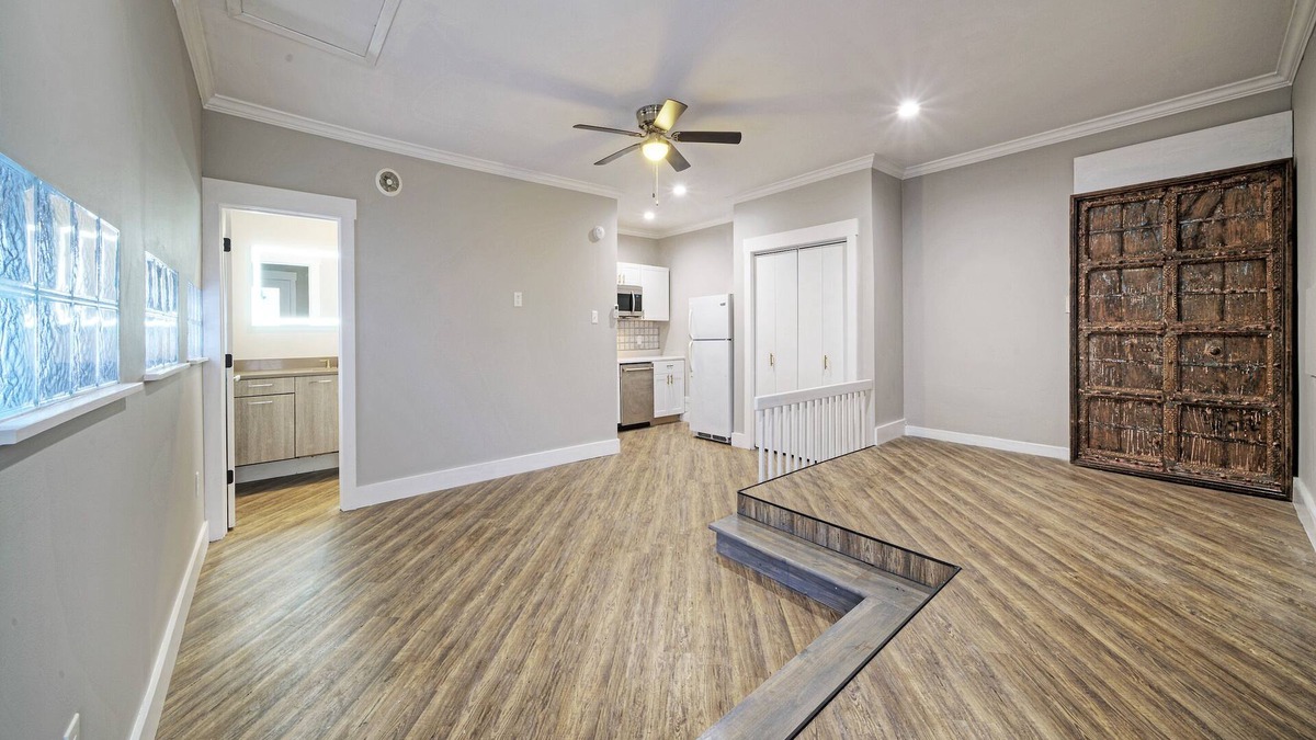 North Austin Civic Association Apartment | Classy studio perfect small apartment