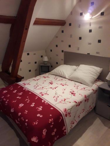 Saint-Yorre House | claude et chantal